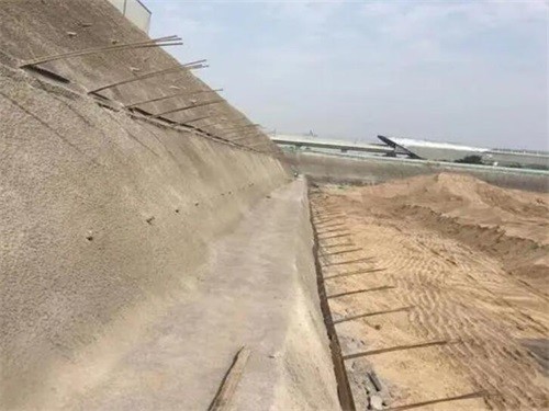 夹江河道边坡加固